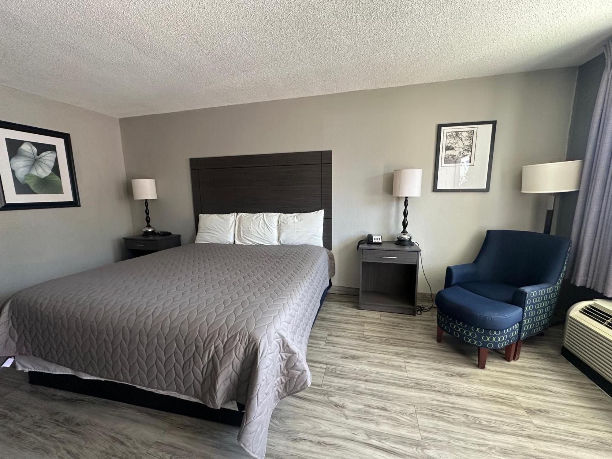 Executive Inn Locust Grove By Capital O Extérieur photo